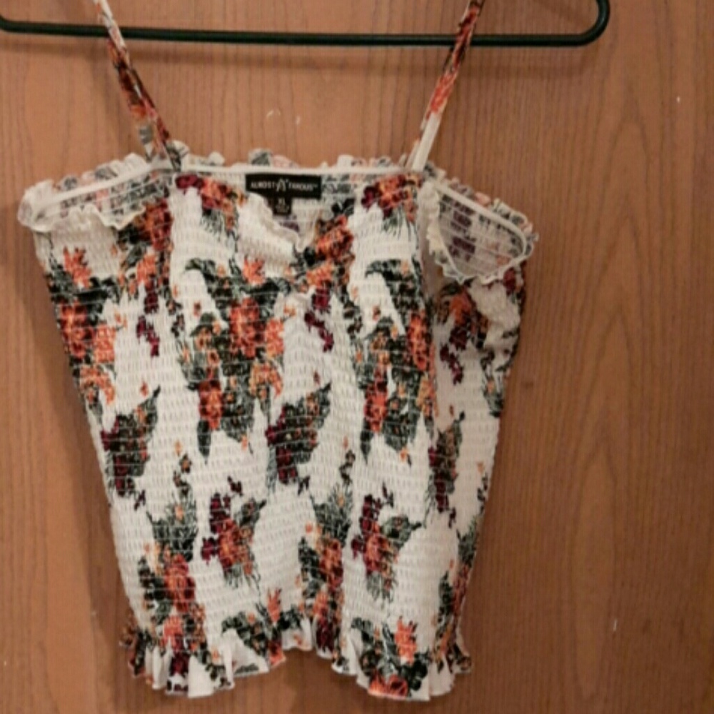 Crop top